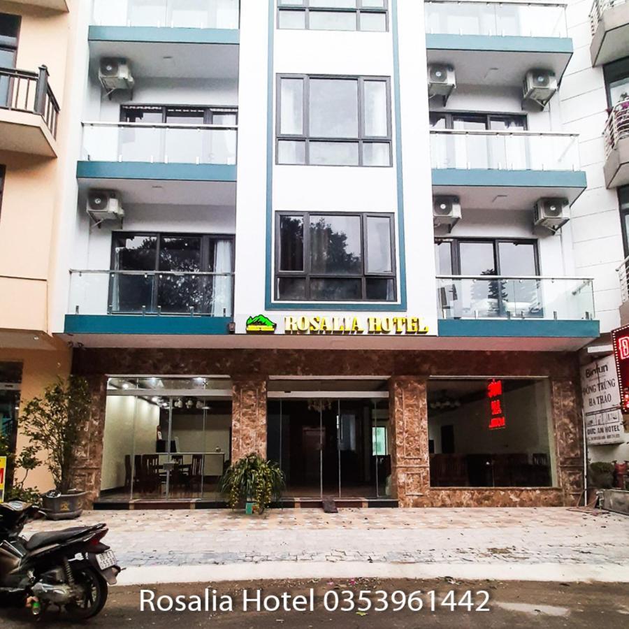 Hotel Khach San Rosalia Tam Ðảo Exterior foto